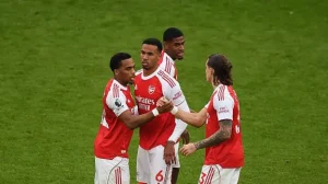 Read more about the article Michael Owen Rules Out Arsenal Quadruple As Paul Merson Questions Midfield Performance