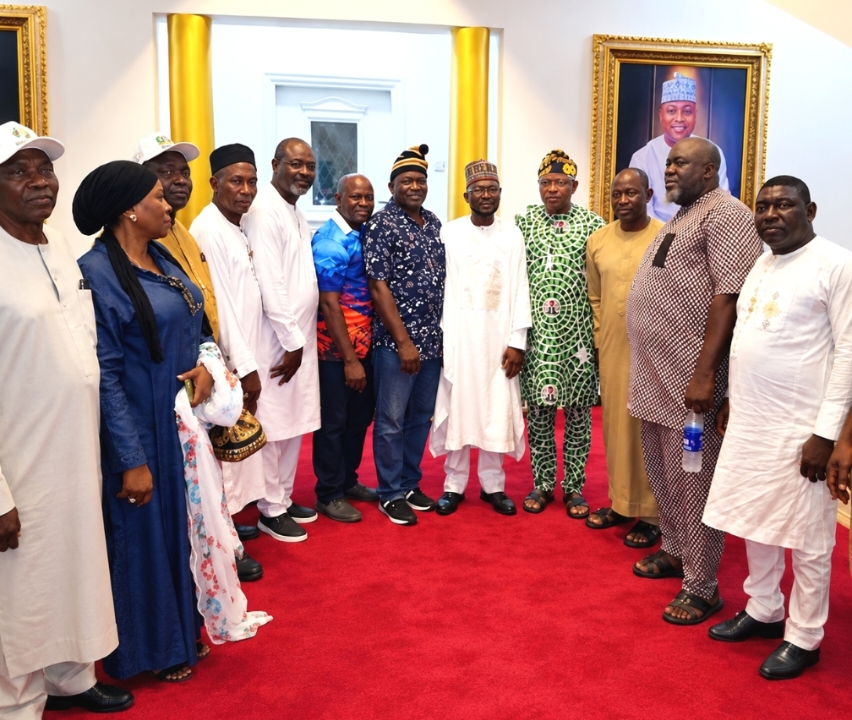 Erico and APC Kogi East leaders at grassr
